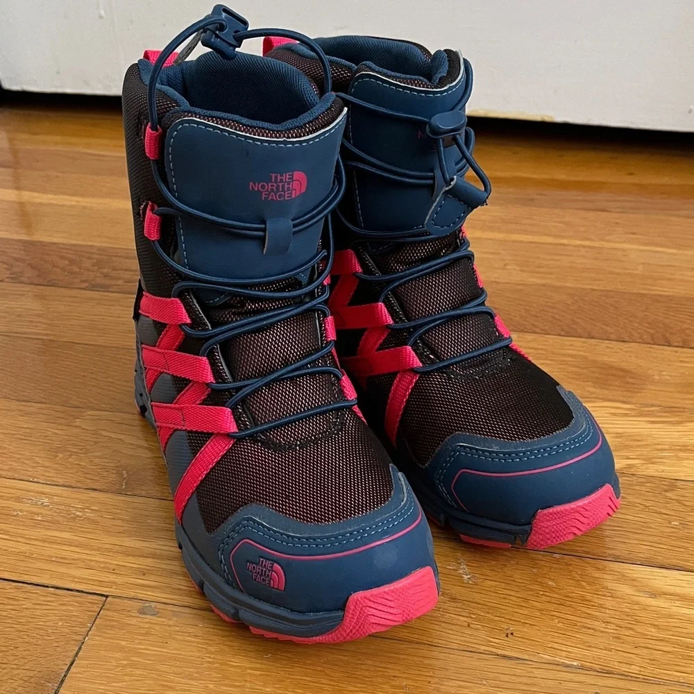 The North Face Girls Size 2 Big Kid HydroSeal Waterproof Winter Boots Blue Pink